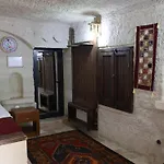 Seven Rock Cave Проживание в семье