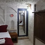 Seven Rock Cave Гореме