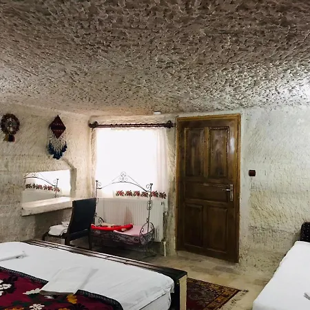 Seven Rock Cave Hostel Goreme