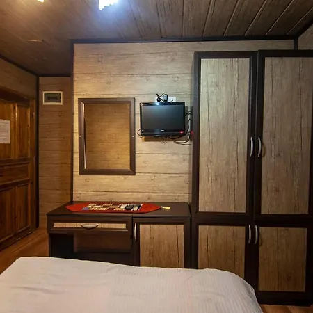 Seven Rock Cave Hostel