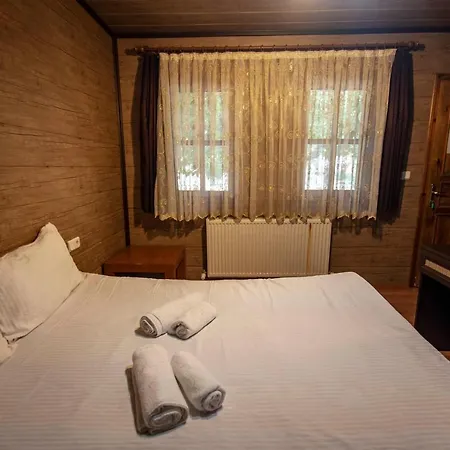 Seven Rock Cave Hostel Göreme