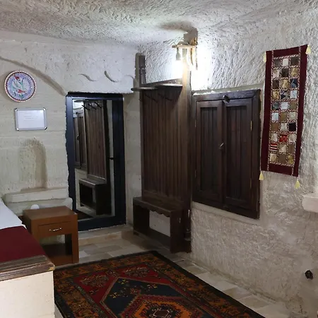 Seven Rock Cave Hostal