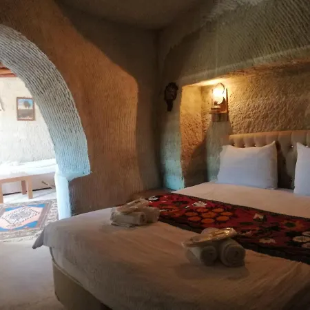 Seven Rock Cave * غوريمِيه