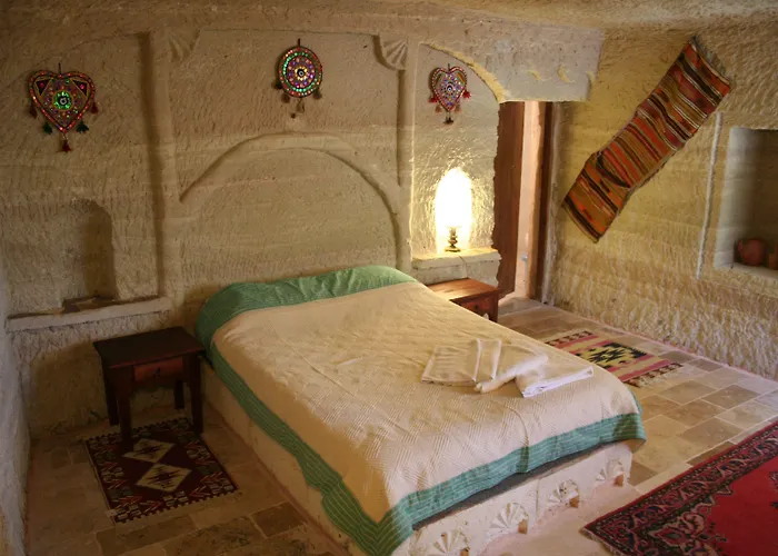 Seven Rock Cave בית אירוח גורמה