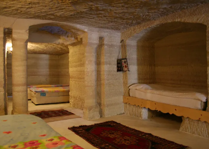 Seven Rock Cave בית אירוח