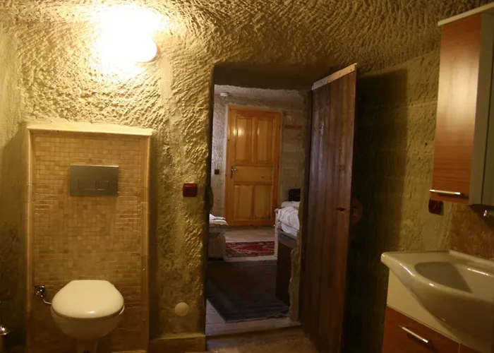 Проживание в семье Seven Rock Cave *