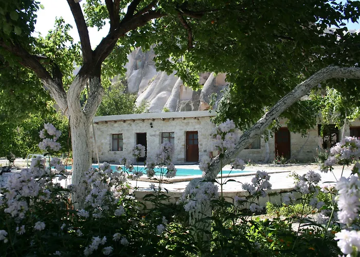 Seven Rock Cave * ギョレメ