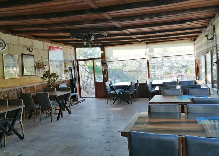 בית אירוח Seven Rock Cave גורמה