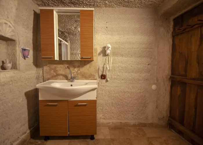 Seven Rock Cave ギョレメ