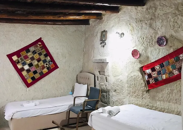 Seven Rock Cave Проживание в семье *