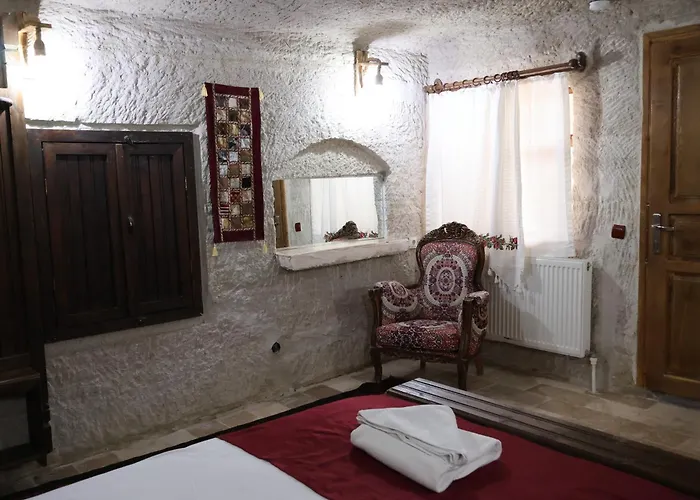 Seven Rock Cave Гореме